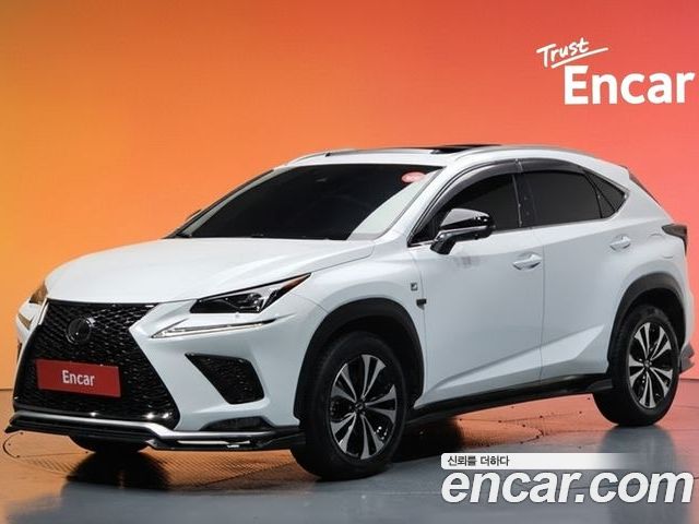 Lexus NX 2020