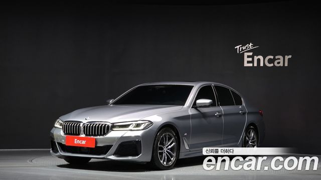 BMW 5-Series 2023