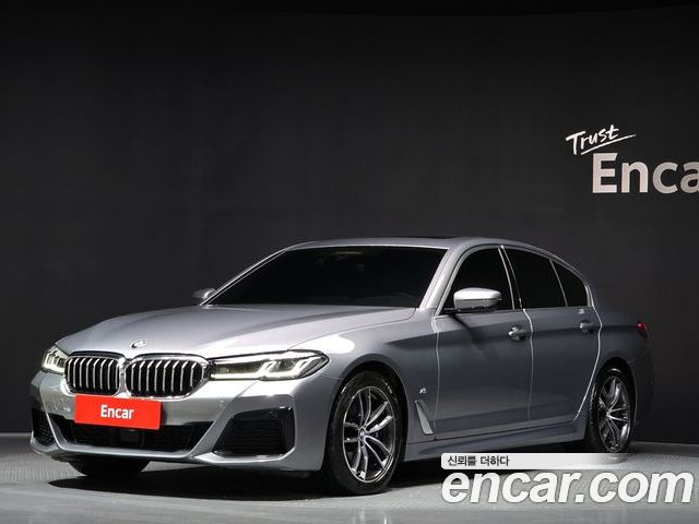 BMW 5-Series 2023