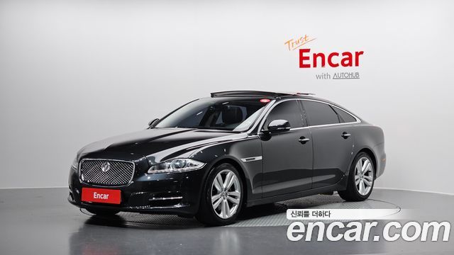 Jaguar XJ 2011