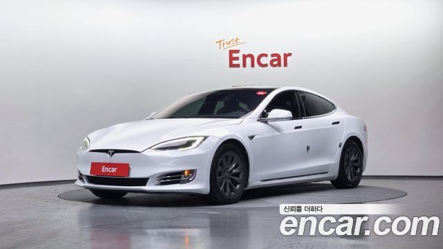Tesla Model S 2020