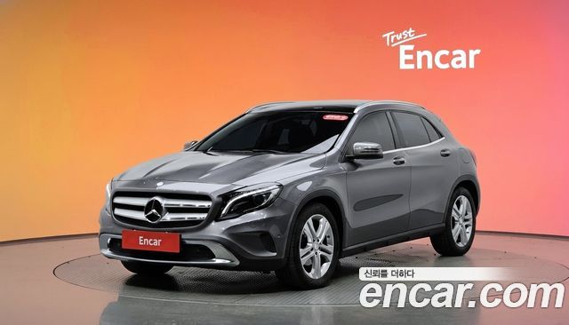 Mercedes-Benz GLA-Class 2015