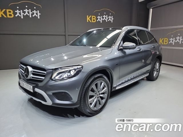 Mercedes-Benz GLC-Class 2019