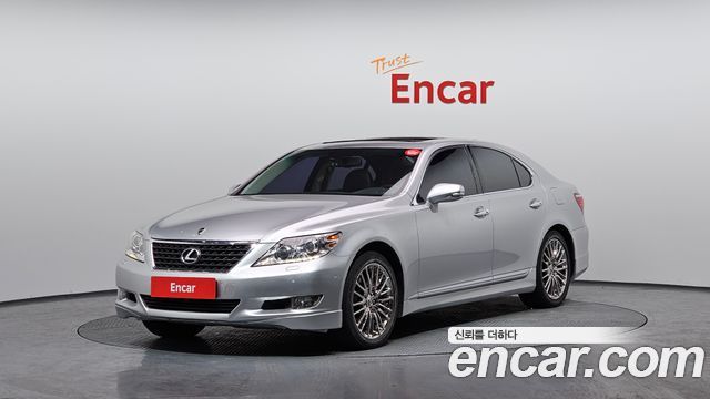 Lexus LS 2011