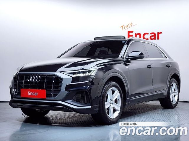 Audi Q8 2021