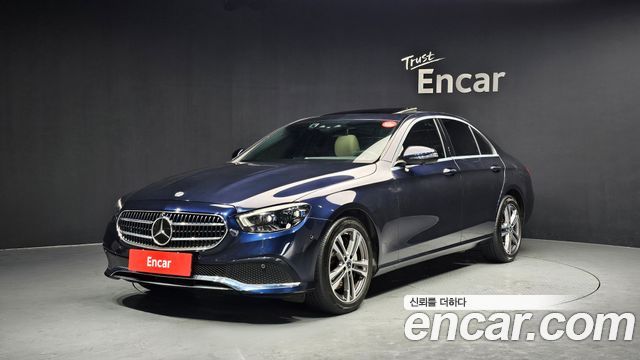 Mercedes-Benz E-Class 2022