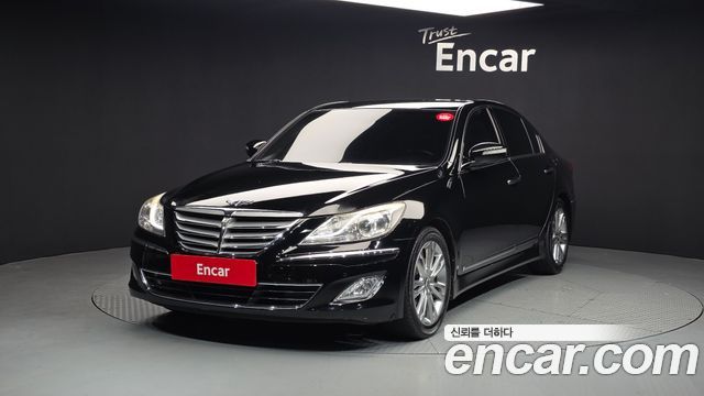 Hyundai Genesis 2012