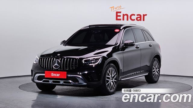 Mercedes-Benz GLC-Class 2021