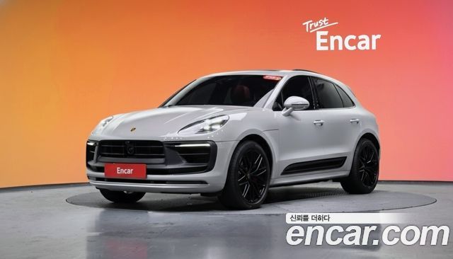Porsche Macan 2022