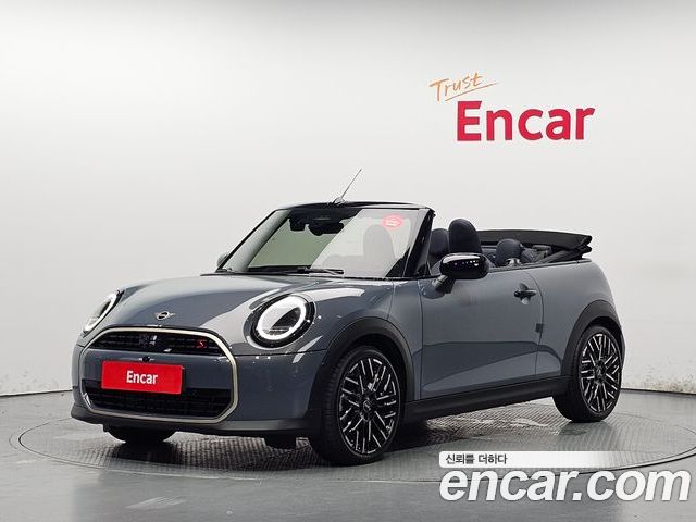 Mini Cooper Convertible 2025