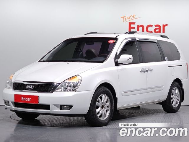 Kia Canival 2012
