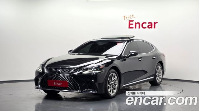 Lexus LS 2018