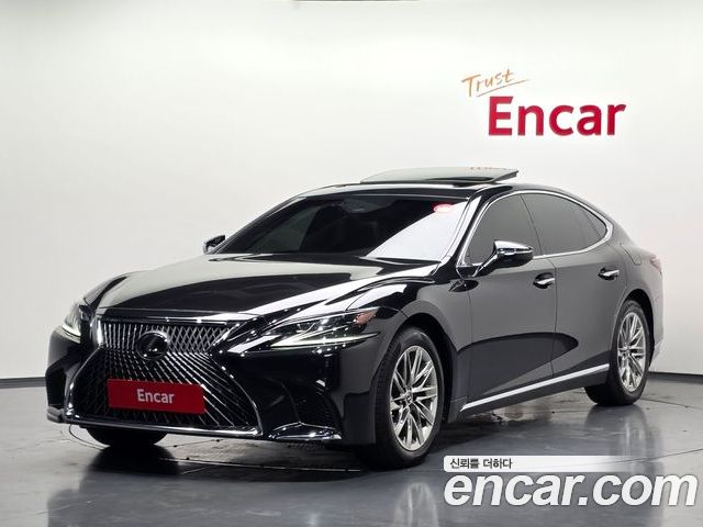 Lexus LS 2018