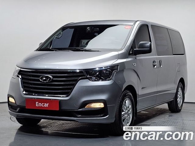 Hyundai Starex 2018