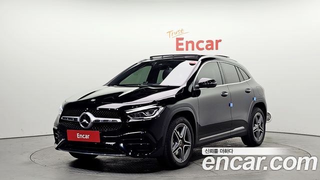 Mercedes-Benz GLA-Class 2021
