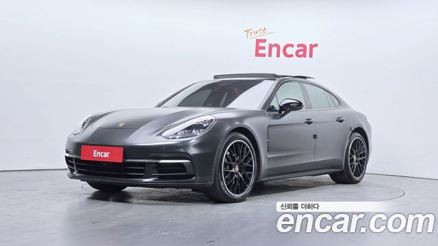 Porsche Panamera 2018