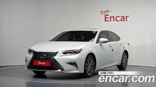 Lexus ES 2018