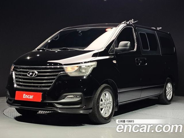 Hyundai Starex 2018