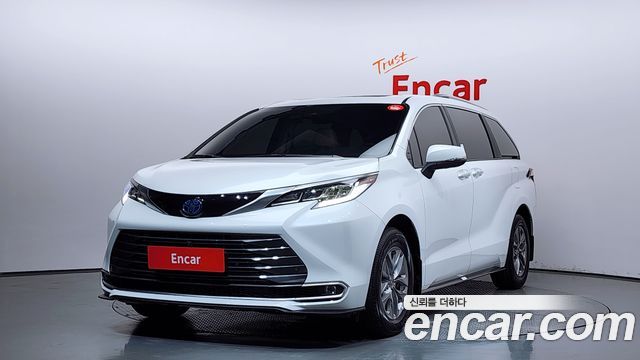 Toyota Sienna 2024