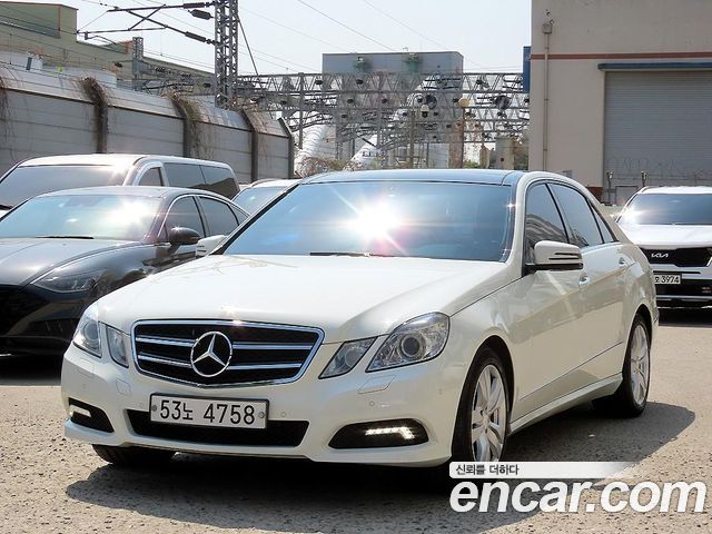 Mercedes-Benz E-Class 2009