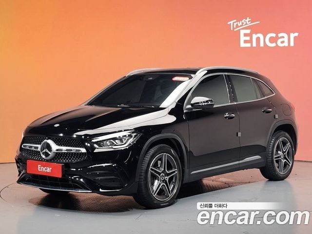 Mercedes-Benz GLA-Class 2020