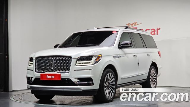 Lincoln Navigator 2021