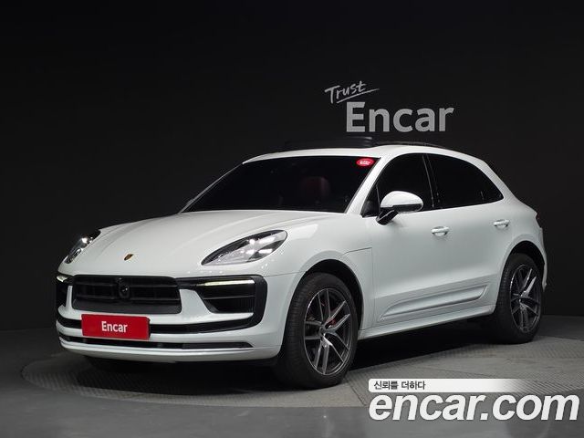 Porsche Macan 2023
