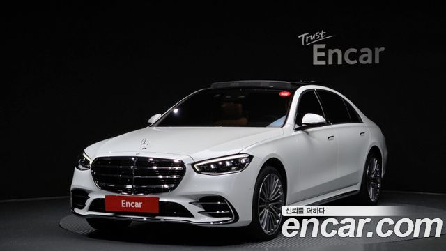 Mercedes-Benz S-Class 2024