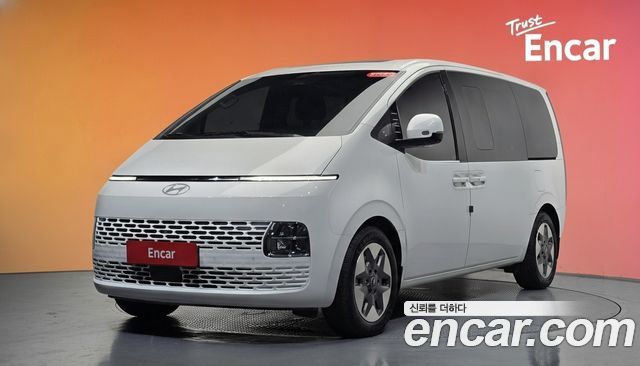 Hyundai Staria 2025
