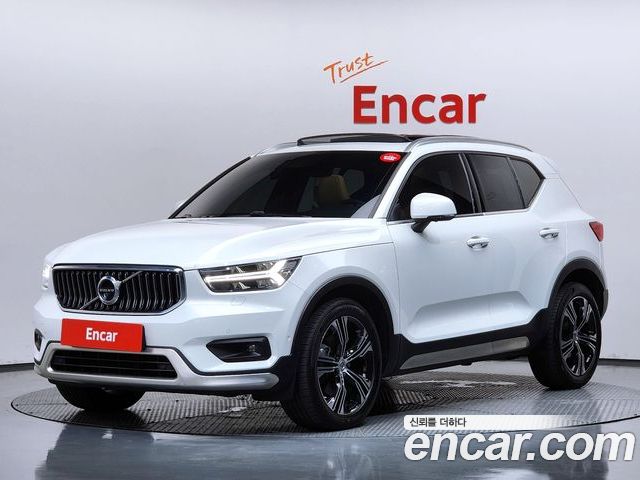 Volvo XC40 2021