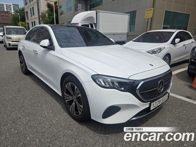 Mercedes-Benz E-Class 2025