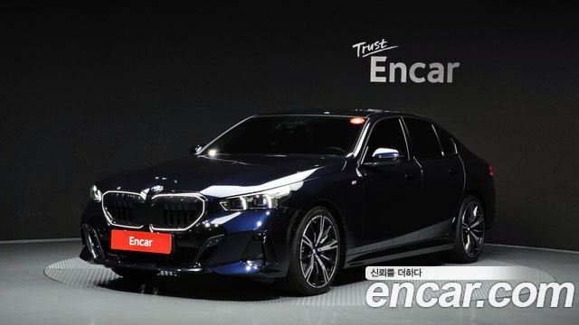 BMW 5-Series 2025