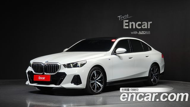 BMW 5-Series 2025