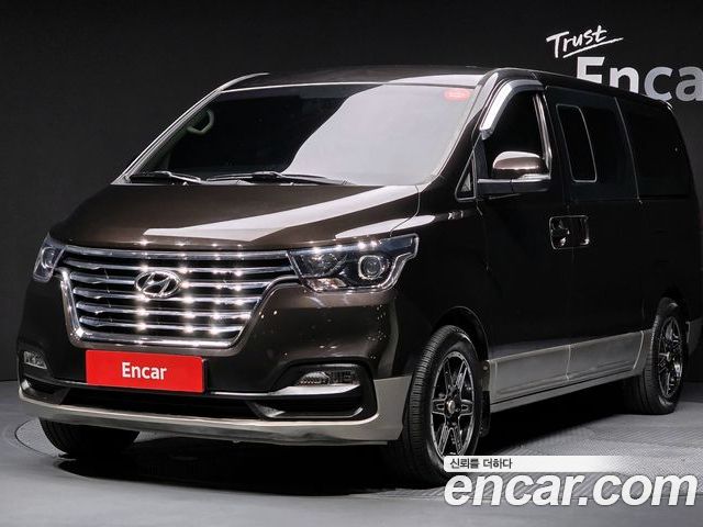 Hyundai Starex 2019