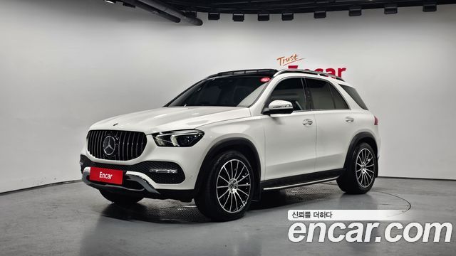Mercedes-Benz GLE-Class 2023