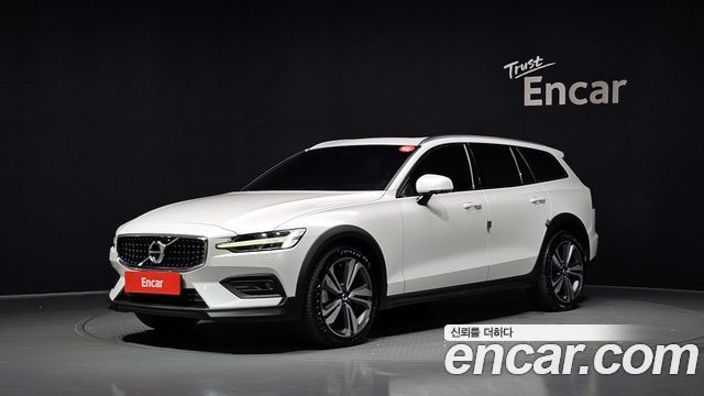 Volvo V60 2021