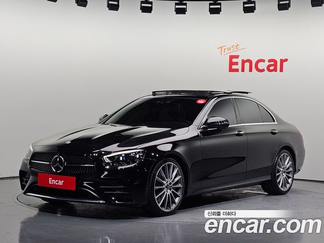 Mercedes-Benz E-Class 2022