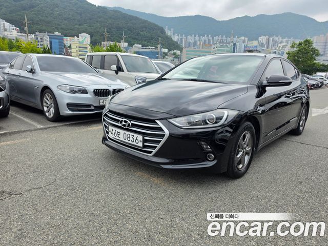 Hyundai AVANTE 2016