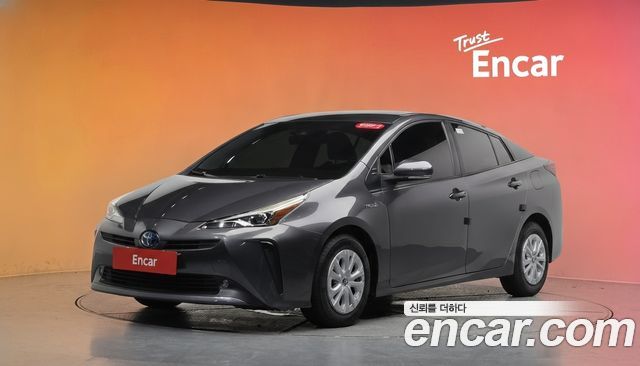 Toyota Prius 2021