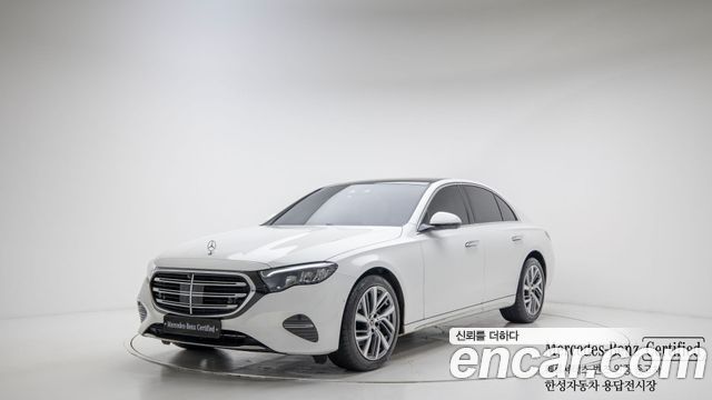 Mercedes-Benz E-Class 2024