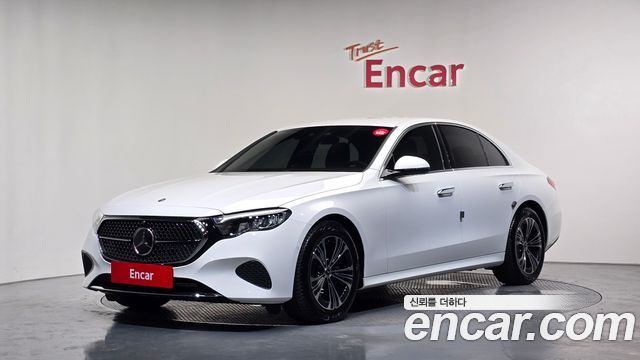 Mercedes-Benz E-Class 2024