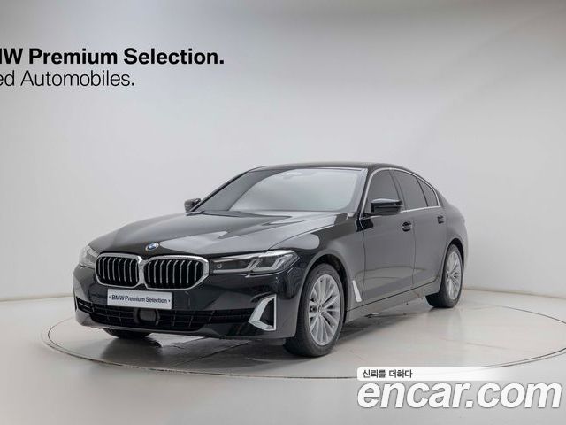 BMW 5-Series 2022