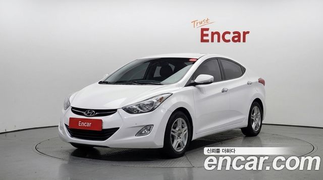 Hyundai AVANTE 2013