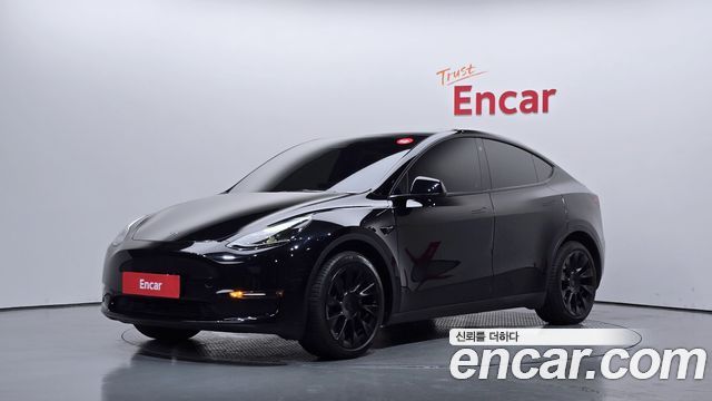 Tesla Model Y 2023