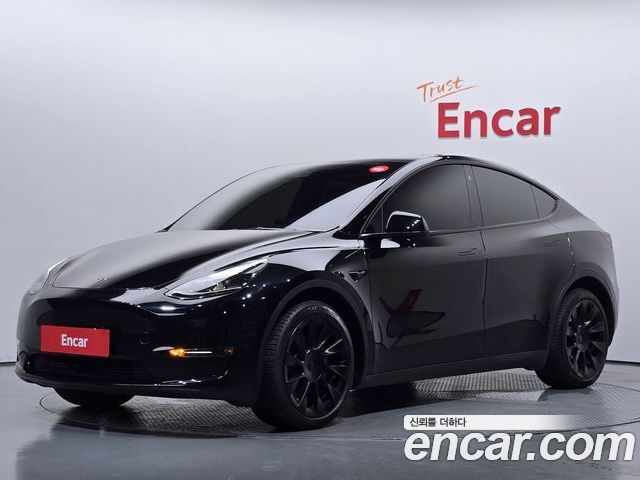 Tesla Model Y 2023