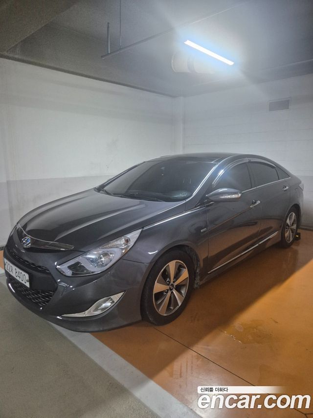 Hyundai Sonata 2011