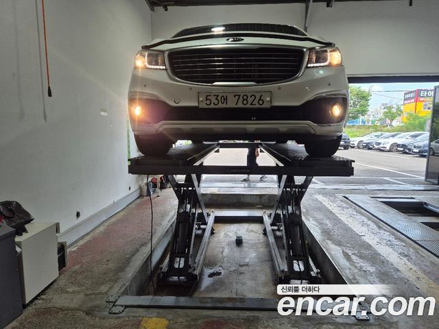 Kia Canival 2015