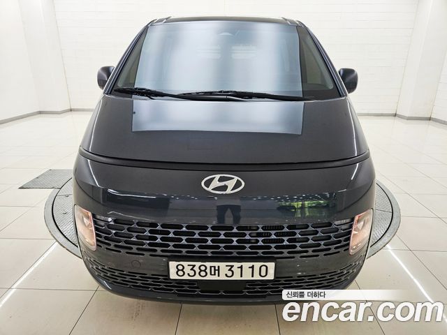 Hyundai Staria 2023