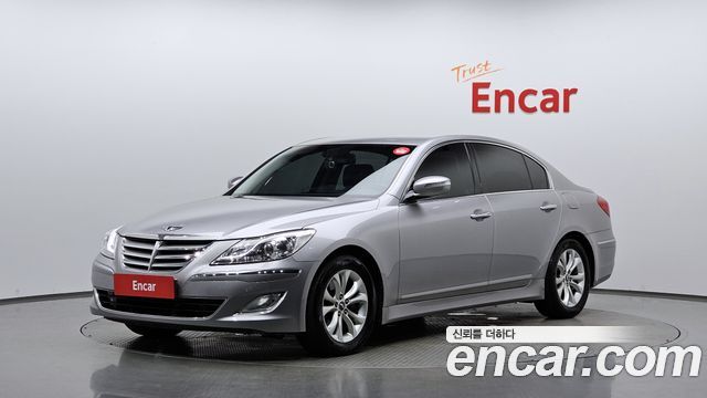 Hyundai Genesis 2012