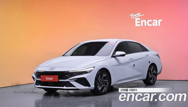 Hyundai AVANTE 2025